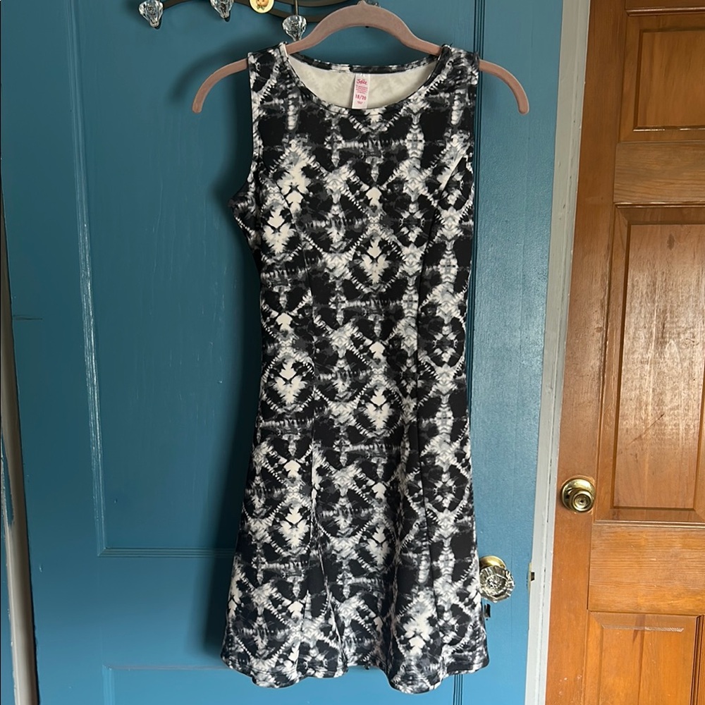 Justice Black and White Patterned Dress